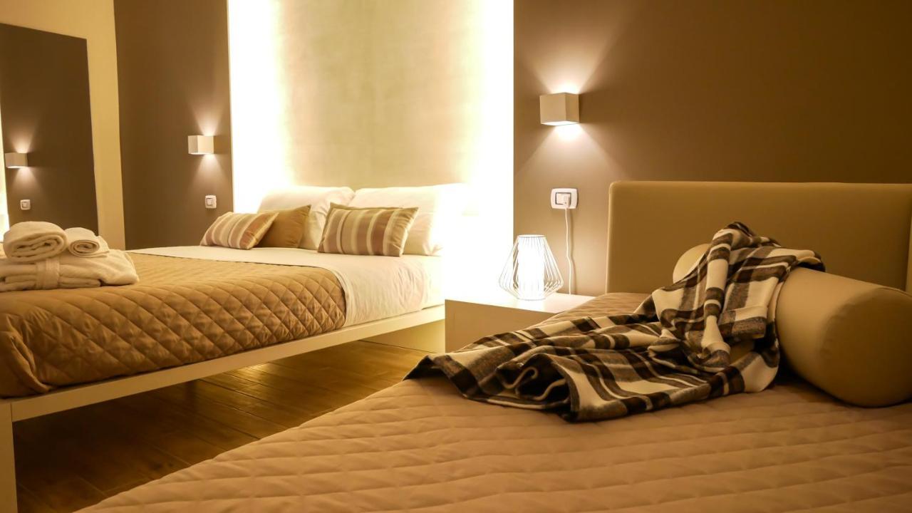 La Banchina Holiday Rooms Трани Экстерьер фото