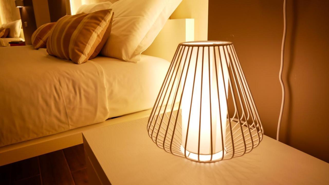 La Banchina Holiday Rooms Трани Экстерьер фото